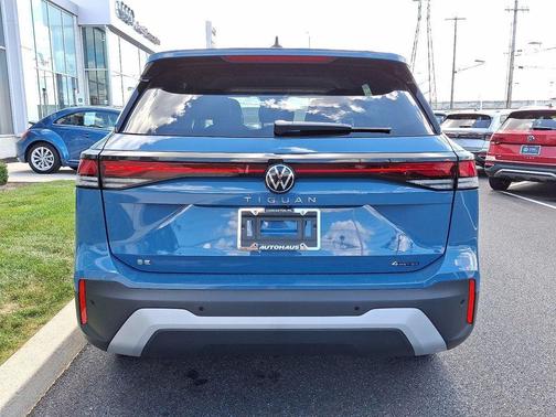 2025 Volkswagen Tiguan 2.0T SE 4MOTION