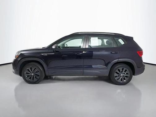 Deep Black Pearl 2024 Volkswagen Taos 1.5T S