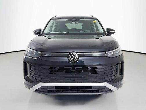 deep black pearl 2026 Volkswagen Tiguan 2.0T S 4MOTION
