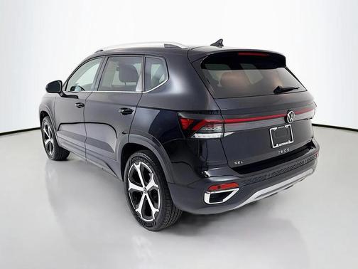 2025 Volkswagen Taos 1.5T SEL