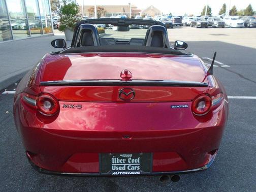 2024 Mazda MX-5 Miata Club