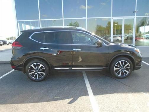 2017 Nissan Rogue SL