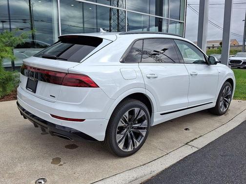 2026 Audi Q8 55 Premium Plus