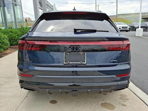 2025 Audi Q8 55 Premium Plus