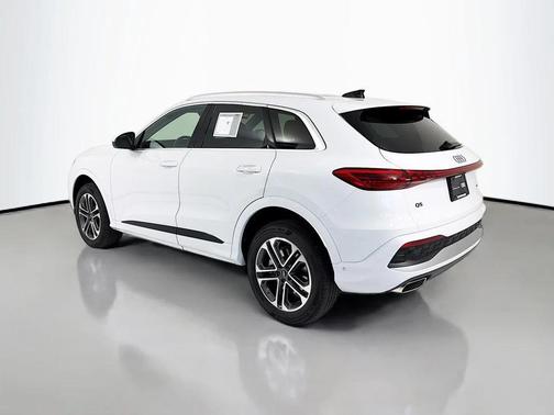 2025 Audi Q5 Premium