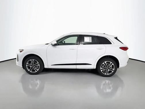 2025 Audi Q5 Premium