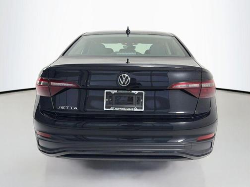 Deep Black Pearl 2024 Volkswagen Jetta 1.5T S