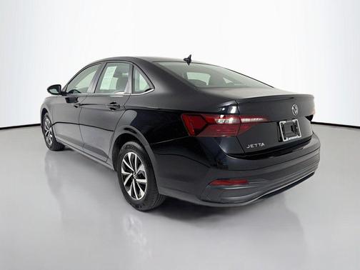 Deep Black Pearl 2024 Volkswagen Jetta 1.5T S