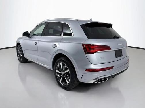 Florett Silver Metallic 2023 Audi Q5 45 S line Premium Plus