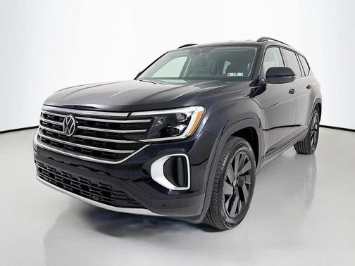 2025 Volkswagen Atlas 2.0T SE w/Technology 4MOTION