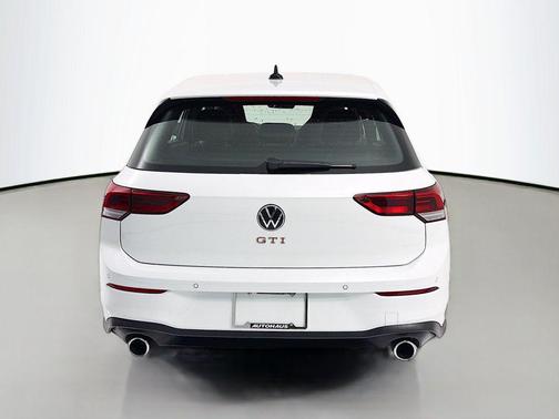2024 Volkswagen Golf GTI 2.0T SE DSG