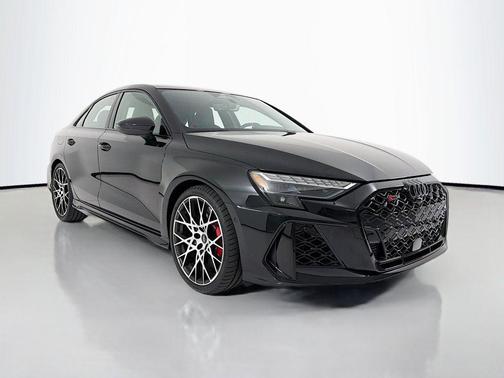 Mythos Black Metallic 2026 Audi RS 3 TFSI quattro S tronic