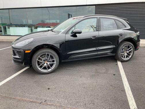2024 Porsche Macan 