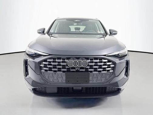 Tambora Gray Metallic 2025 Audi Q5 Premium Plus TFSI quattro S tronic