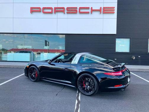 2016 Porsche 911 Targa 4 GTS