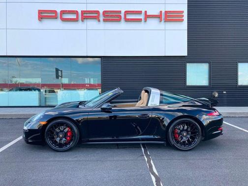 2016 Porsche 911 Targa 4 GTS