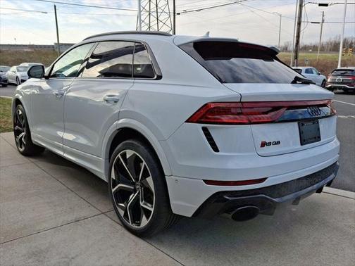 2024 Audi RS Q8 4.0T