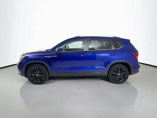 Dusk Blue Metallic 2022 Volkswagen Taos 1.5T SE