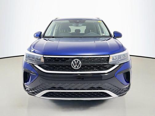 Dusk Blue Metallic 2022 Volkswagen Taos 1.5T SE