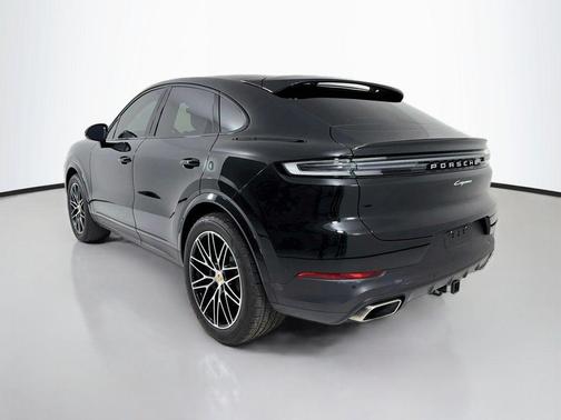 Chromite Black Metallic 2024 Porsche Cayenne Cayenne