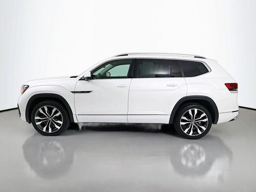 Opal White Pearl 2023 Volkswagen Atlas 3.6L SEL Premium