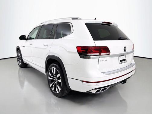 Opal White Pearl 2023 Volkswagen Atlas 3.6L SEL Premium