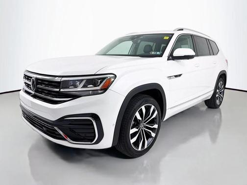 Opal White Pearl 2023 Volkswagen Atlas 3.6L SEL Premium