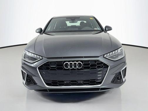 Daytona Gray Pearl Effect 2023 Audi A4 45 S line Premium