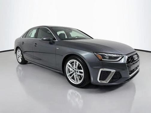 Daytona Gray Pearl Effect 2023 Audi A4 45 S line Premium