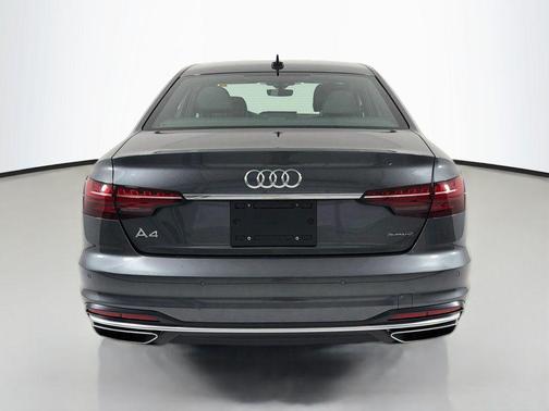 Daytona Gray Pearl Effect 2023 Audi A4 45 S line Premium