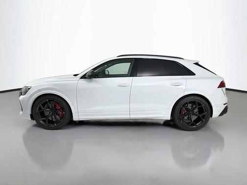 Glacier White Metallic 2026 Audi RS Q8 4.0T