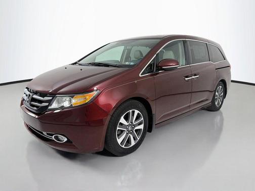 Deep Scarlet Pearl 2016 Honda Odyssey Touring Elite
