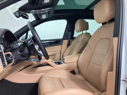 2023 Porsche Cayenne Cayenne