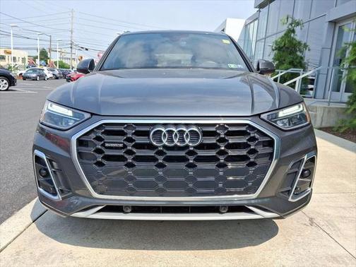 2022 Audi Q5 45 S line Premium