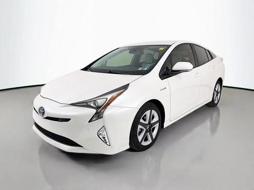 2017 Toyota Prius Three Touring