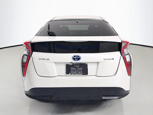 2017 Toyota Prius Three Touring