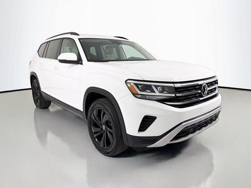 2023 Volkswagen Atlas 3.6L SE w/Technology