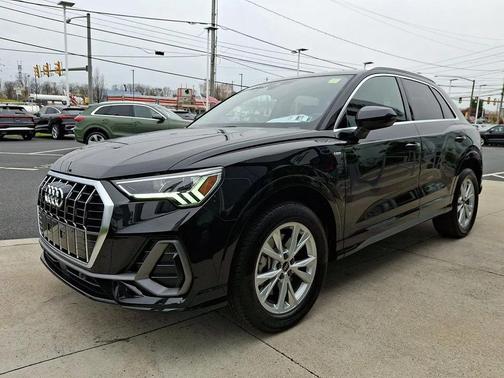 2025 Audi Q3 45 S line Premium Plus