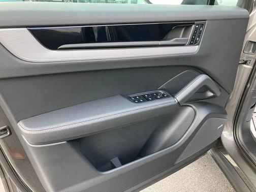 2025 Porsche Cayenne Cayenne E-Hybrid