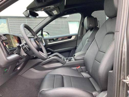 2025 Porsche Cayenne Cayenne E-Hybrid