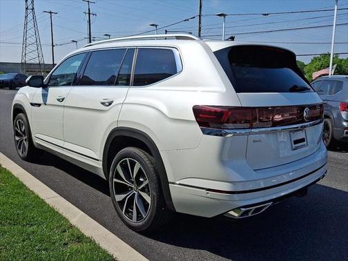 2025 Volkswagen Atlas 2.0T SEL Premium R-Line 4MOTION