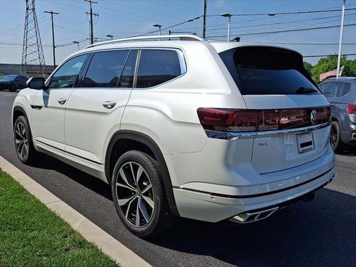 2025 Volkswagen Atlas 2.0T SEL Premium R-Line 4MOTION