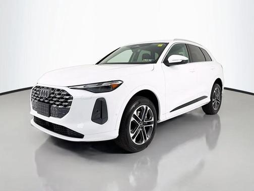 2025 Audi Q5 Premium