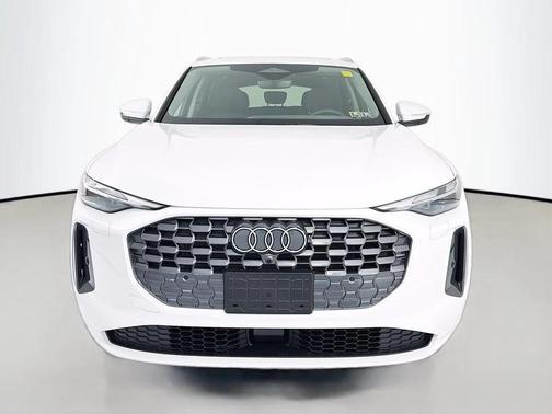 2025 Audi Q5 Premium