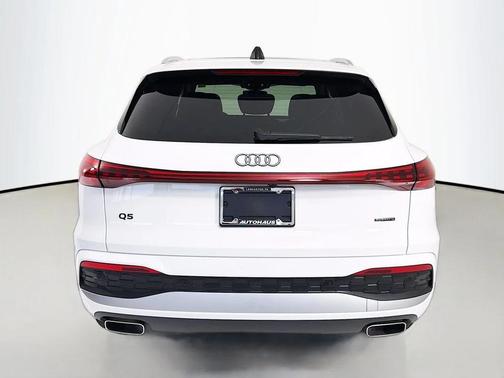 2025 Audi Q5 Premium