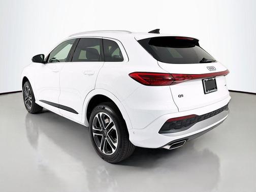 2025 Audi Q5 Premium