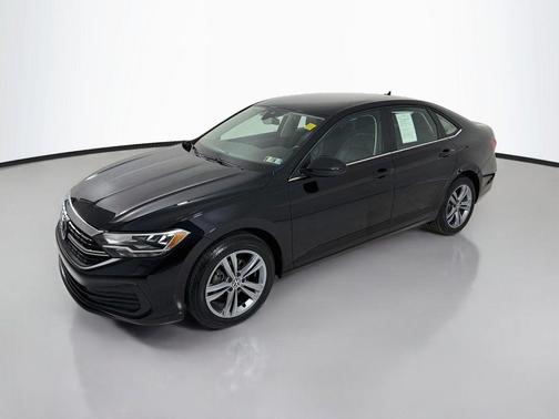 Deep Black Pearl 2023 Volkswagen Jetta 1.5T SE