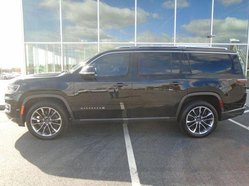 2022 Jeep Wagoneer Series III 4x4