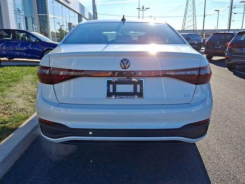 2026 Volkswagen Jetta 1.4T SE