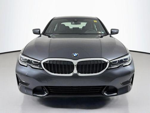 Mineral Grey Metallic 2022 BMW 330 xDrive